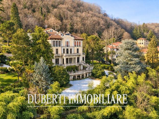 Appartamento in vendita a Comunità Montana Valli del Verbano, Castello Cabiaglio