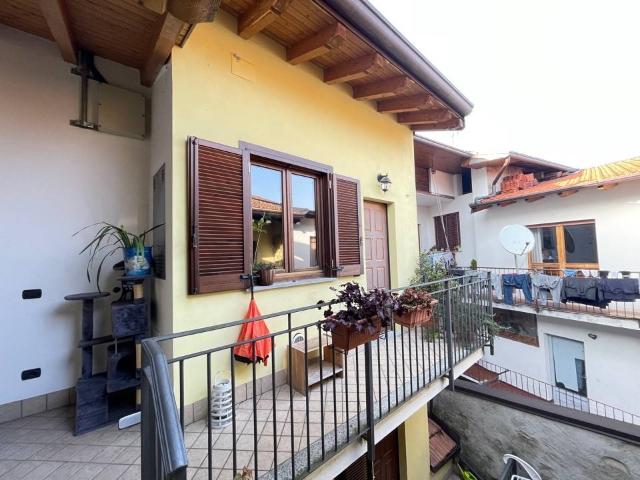 Appartamento in vendita a Comunità Montana Valli del Verbano, Castello Cabiaglio