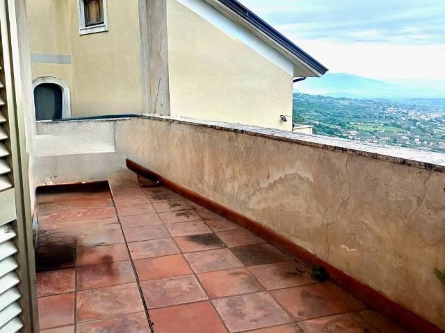 Appartamento in vendita a Castello Del Matese, Campania