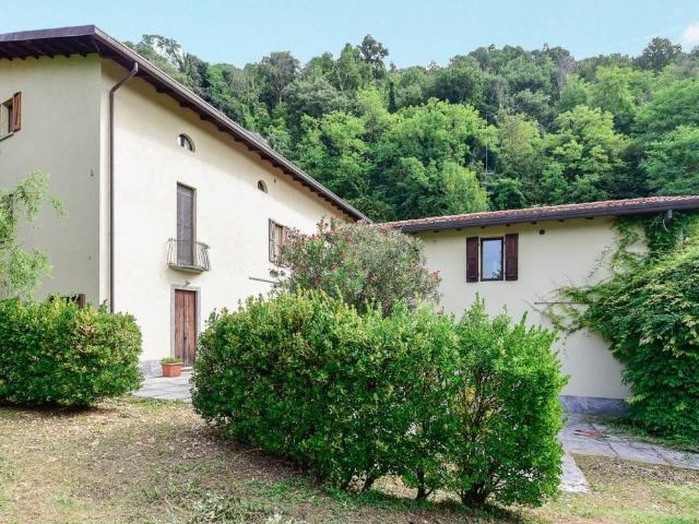 Appartamento in vendita a Castello Di Brianza, Lombardia