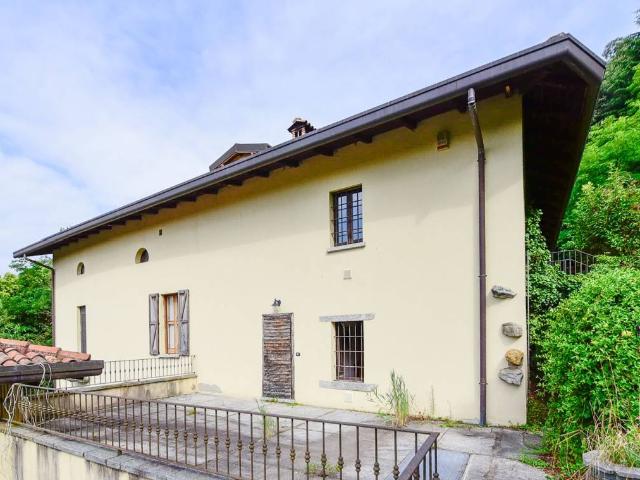 Appartamento in vendita a Castello Di Brianza, Lombardia