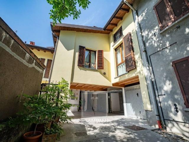 Appartamento in vendita a Castello Di Brianza, Lombardia