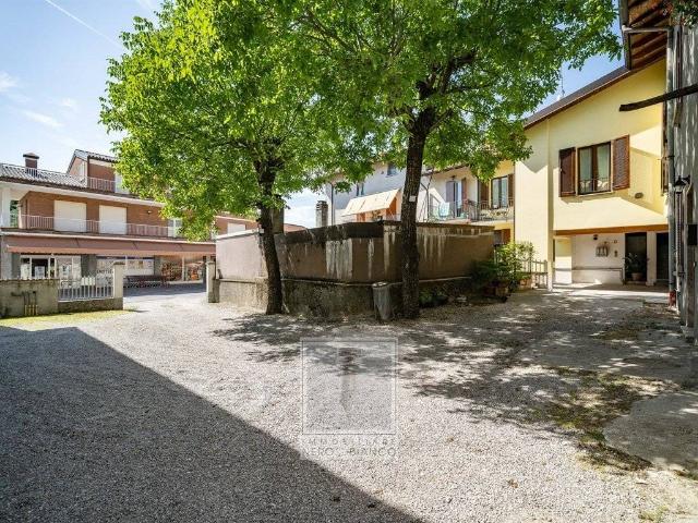 Appartamento in vendita a Castello Di Brianza, Lombardia