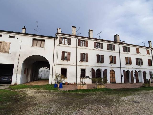 Appartamento in vendita a Marcaria, Mantova