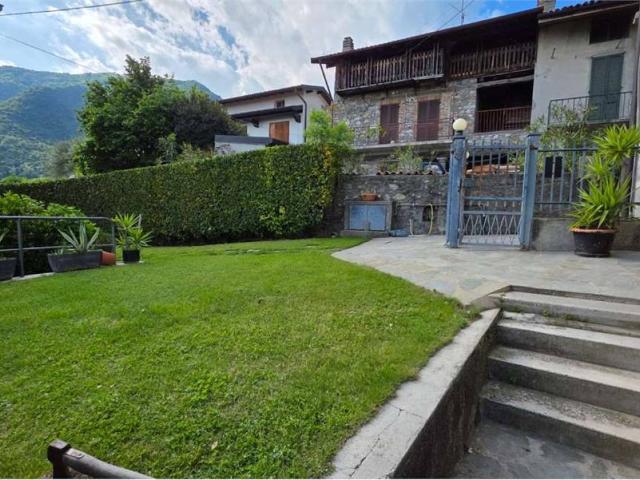 Appartamento in vendita a Castelmarte, Lombardia