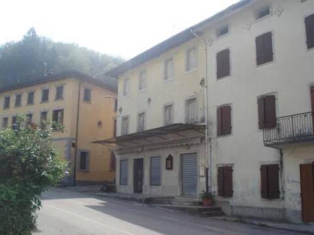 Appartamento in vendita a Castelnovo Del Friuli, Friuli-Venezia Giulia