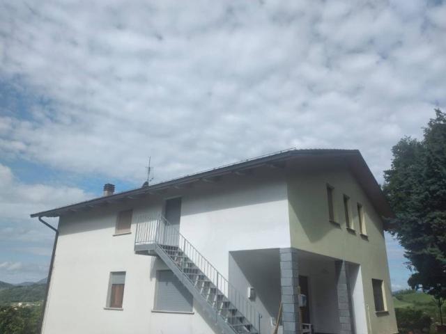 Appartamento in vendita a Felinamata, Castelnovo ne' Monti