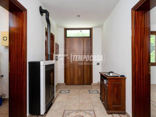 Appartamento in vendita a Gatta, Castelnovo ne' Monti
