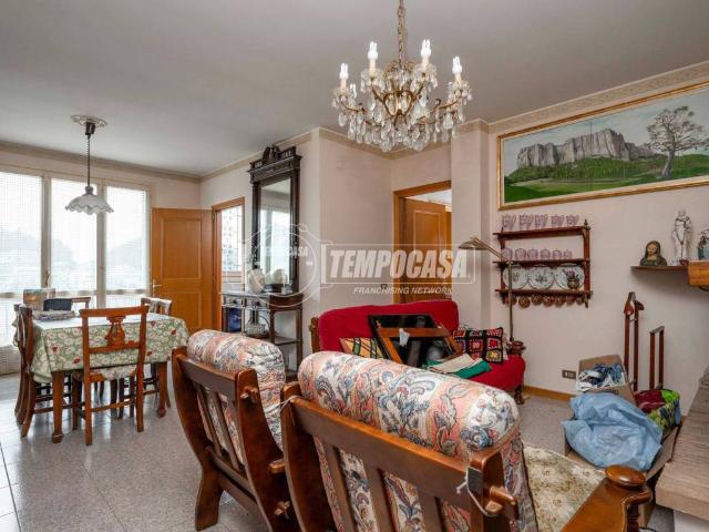 Appartamento in vendita a Appennino Reggiano, Re