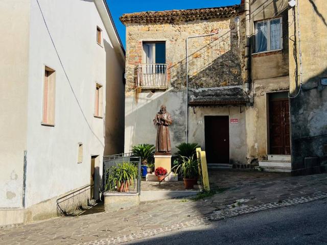 Appartamento in vendita a Castelnuovo Cilento, Campania