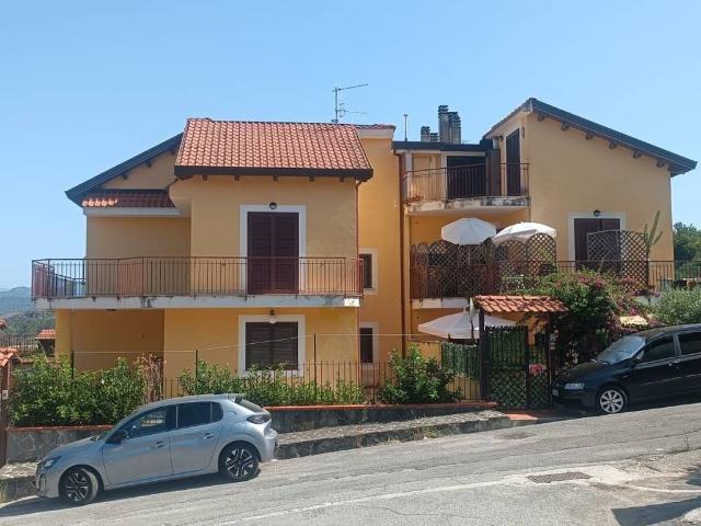 Appartamento in vendita a Castelnuovo Cilento, Campania