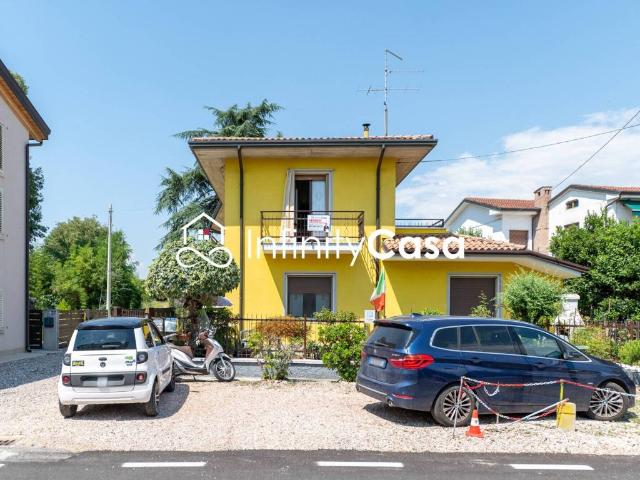 Appartamento in vendita a Castelnuovo Del Garda, Veneto
