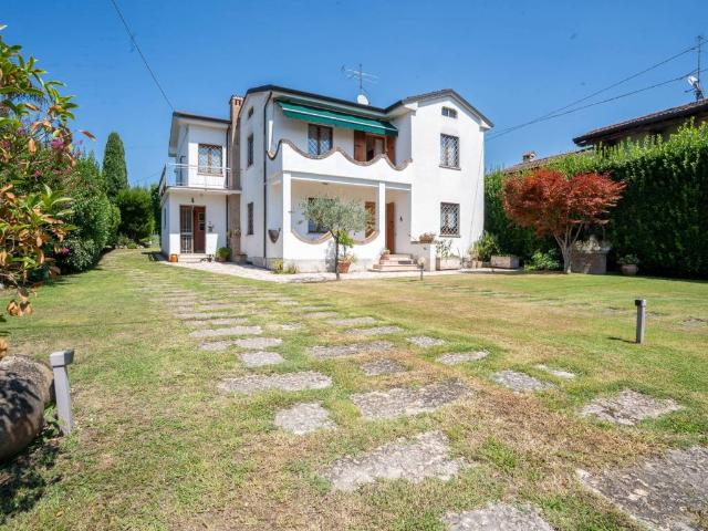 Appartamento in vendita a Castelnuovo Del Garda, Veneto