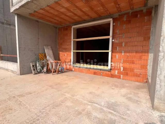 Appartamento in vendita a Peschiera Del Garda, Veneto