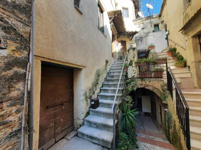 Appartamento in vendita a Castelnuovo Di Farfa, Lazio