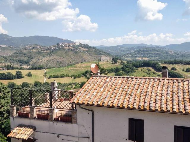 Appartamento in vendita a Castelnuovo Di Farfa, Lazio
