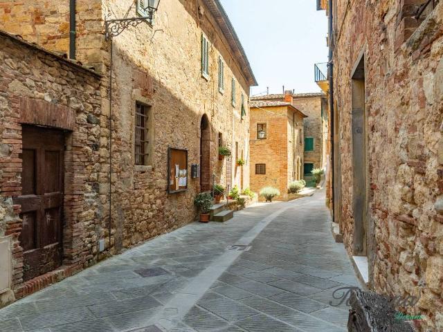 Appartamento in vendita a Castelnuovo Val Di Cecina, Toscana