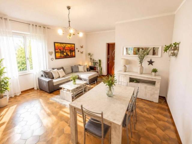 Appartamento in vendita a Castelnuovo Magra, Liguria