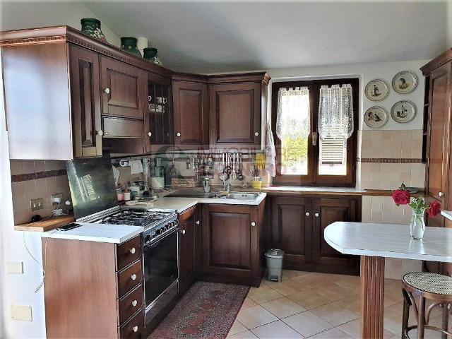 Appartamento in vendita a Cerreta, Castelnuovo Magra