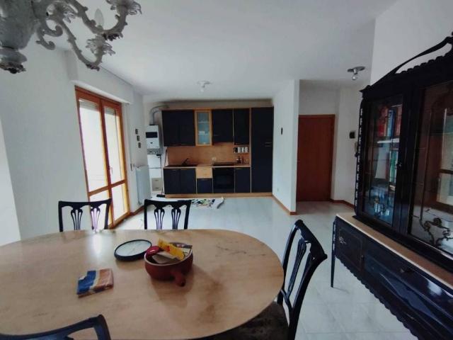Appartamento in vendita a Macine, Marche
