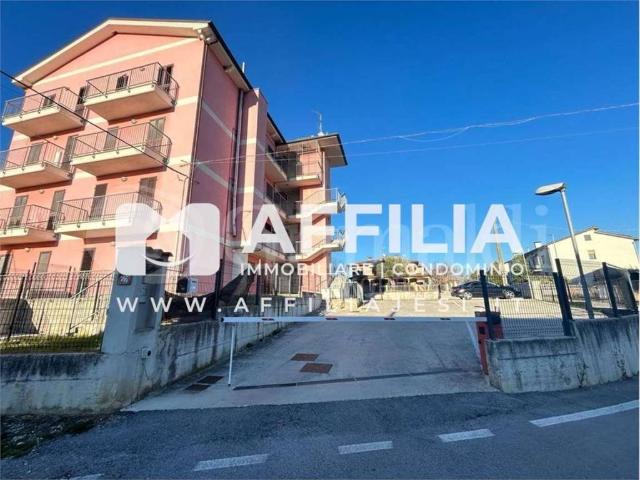 Appartamento in vendita a Macine, Marche