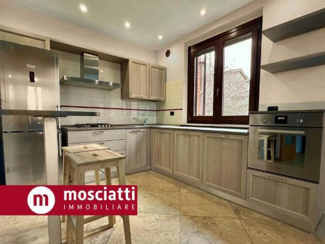 Appartamento in vendita a Collina, Marche