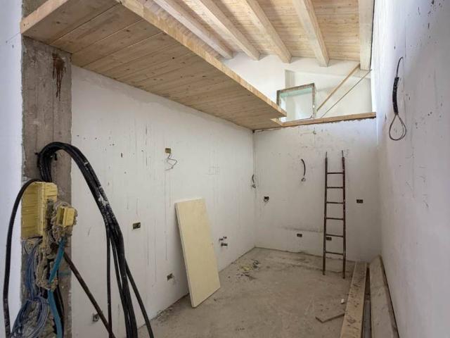 Appartamento in vendita a Castelraimondo, Macerata