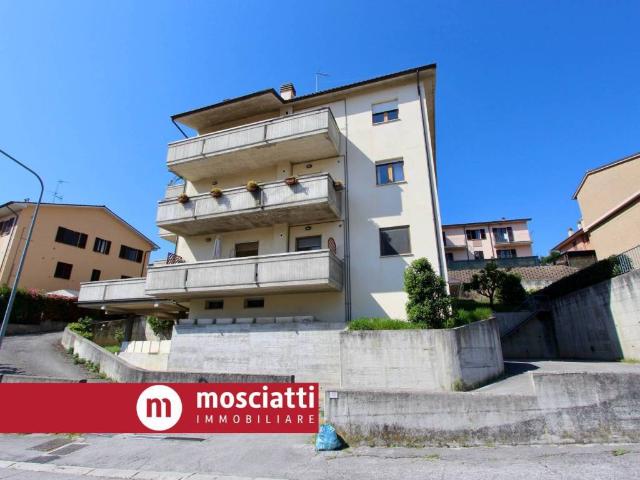 Appartamento in vendita a Marche, Macerata