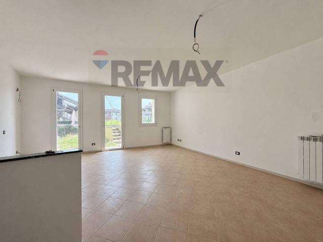 Appartamento in vendita a Castelverde, Lombardia