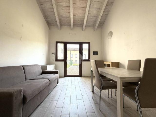 Appartamento in vendita a Castelverde, Lombardia