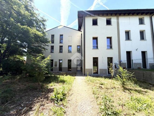 Appartamento in vendita a Castelverde, Lombardia
