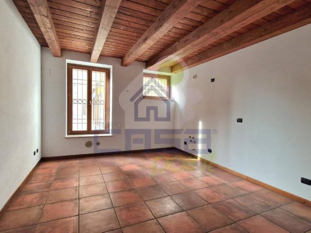 Appartamento in vendita a Castelverde, Lombardia