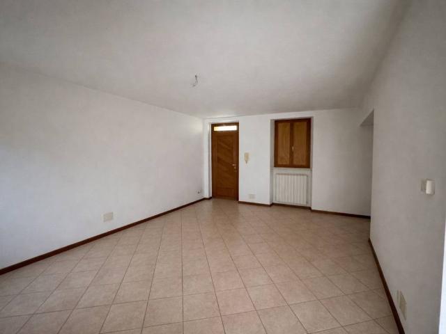Appartamento in vendita a Castelverde, Lombardia