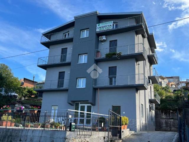 Appartamento in vendita a Montemarano, Campania