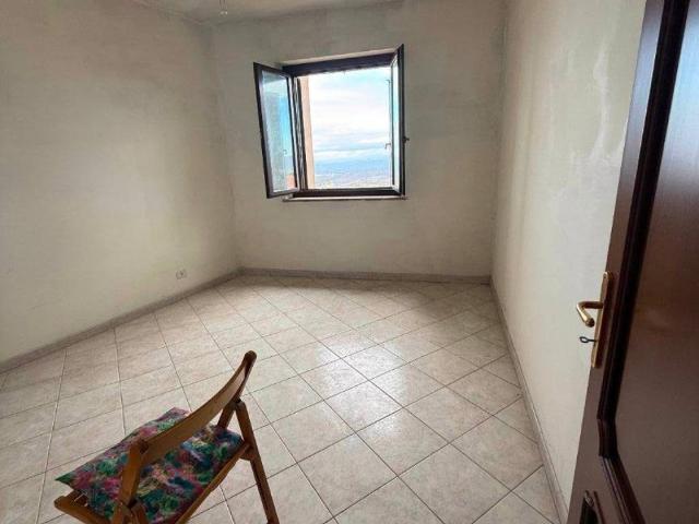 Appartamento in vendita a Montemarano, Campania