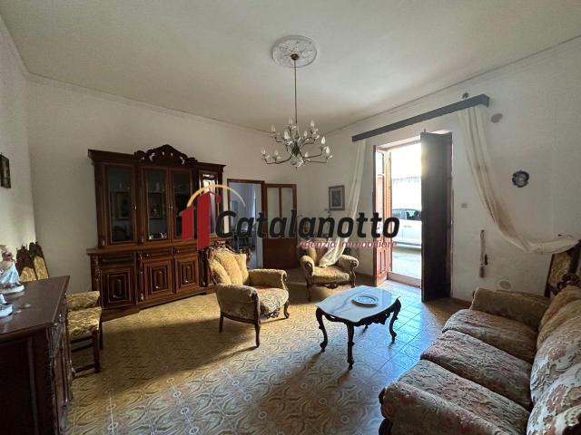 Appartamento in vendita a Quartiere San Niccolò, Castelvetrano