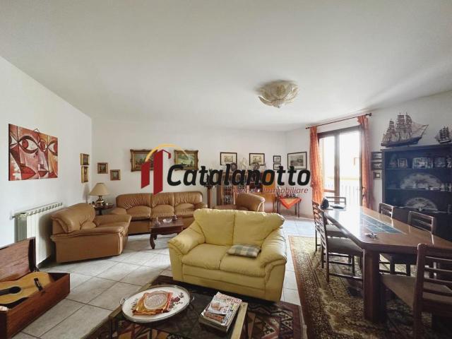 Appartamento in vendita a Quartiere Sant'Antonino, Castelvetrano