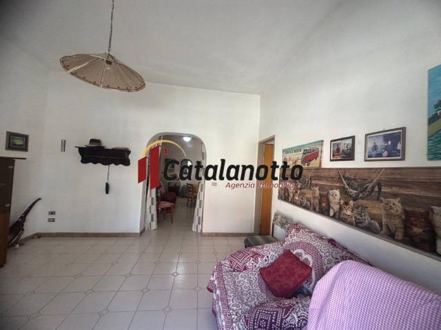 Appartamento in vendita a Quartiere Amari, Castelvetrano