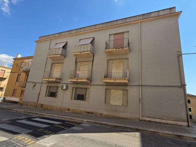 Appartamento in vendita a Quartiere Sant'Antonino, Castelvetrano