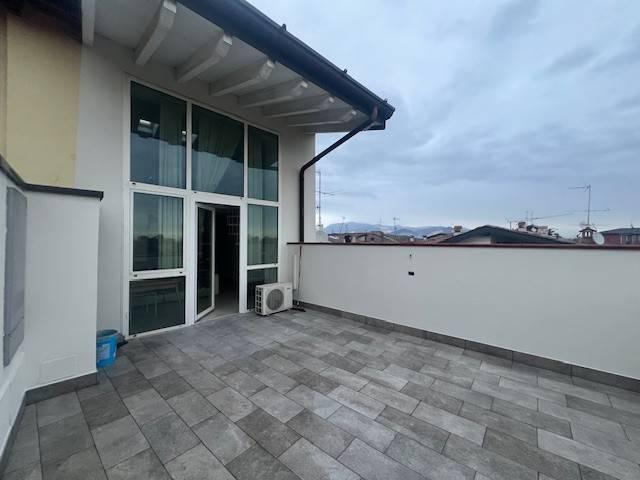 Appartamento in vendita a Castenedolo, Lombardia