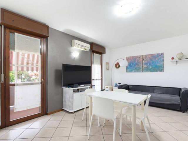 Appartamento in vendita a Castenedolo, Lombardia