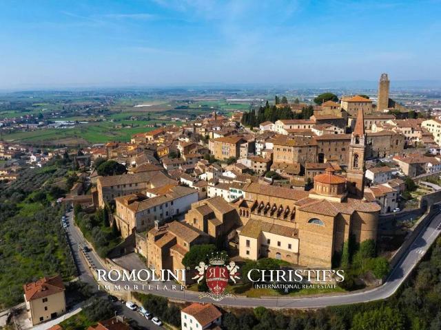 Villa Indipendente in vendita a Castiglion Fiorentino, Toscana