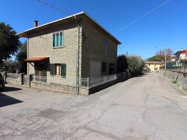 Appartamento in vendita a Montecchio Vesponi, Castiglion Fiorentino