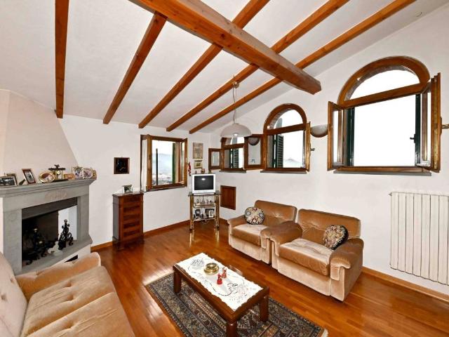 Appartamento in vendita a Castiglion Fiorentino, Toscana