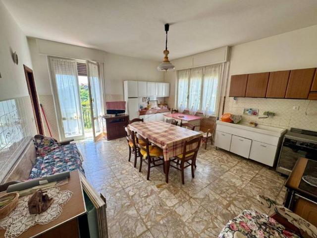 Appartamento in vendita a Castiglione Chiavarese, Liguria