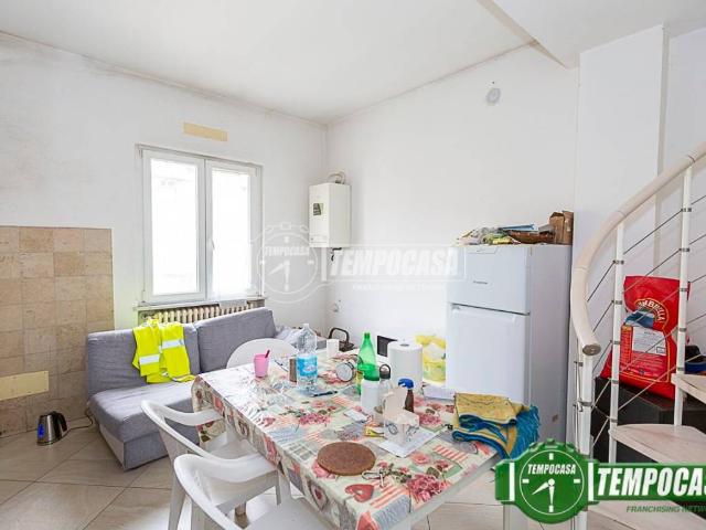 Appartamento in vendita a Castiglione D'adda, Lombardia