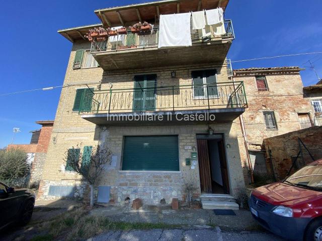 Appartamento in vendita a Macchie, Gioiella