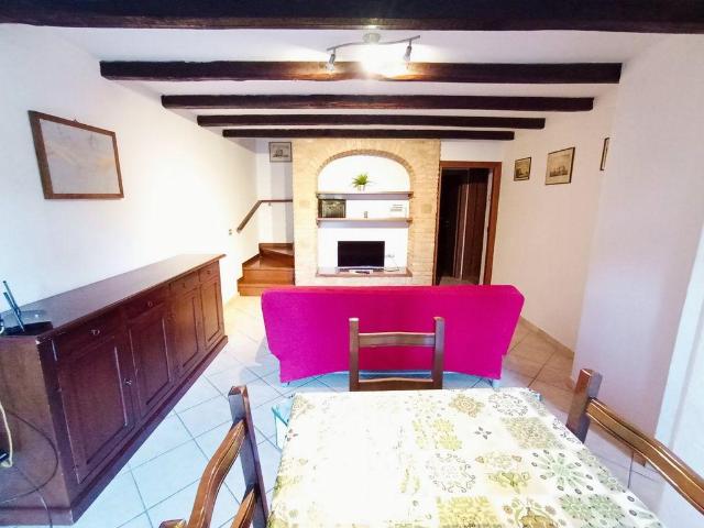 Appartamento in vendita a Gioiella, Umbria