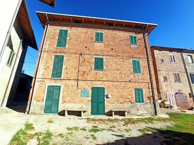 Appartamento in vendita a Gioiella