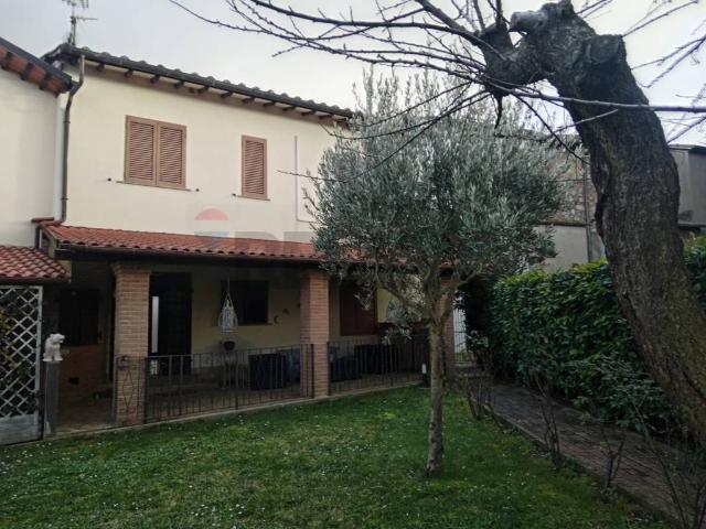 Appartamento in vendita a Poggetto, Gioiella